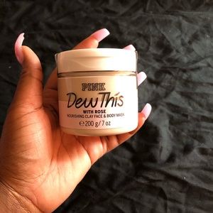 Victoria secret pink 
CLAY FACE AND BODY MASK